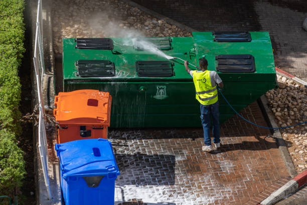Best Roof Power Washing Services  in Velva, ND